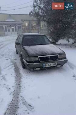 Седан Lancia Thema 1985 в Гайсине