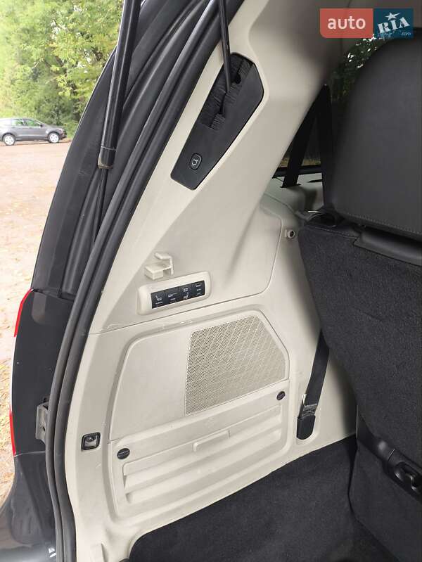Минивэн Lancia Voyager 2013 в Ивано-Франковске