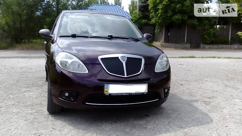 Lancia Ypsilon 2008 года