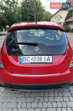 Хэтчбек Lancia Ypsilon 2014 в 