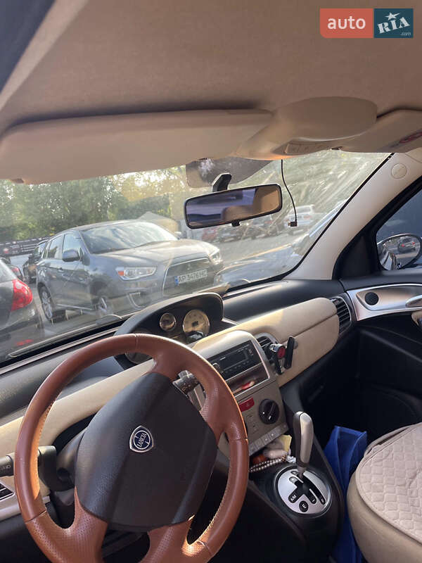 Хэтчбек Lancia Ypsilon 2008 в Запорожье фото 3 Хэтчбек Lancia Ypsilon 2008 в Запорожье