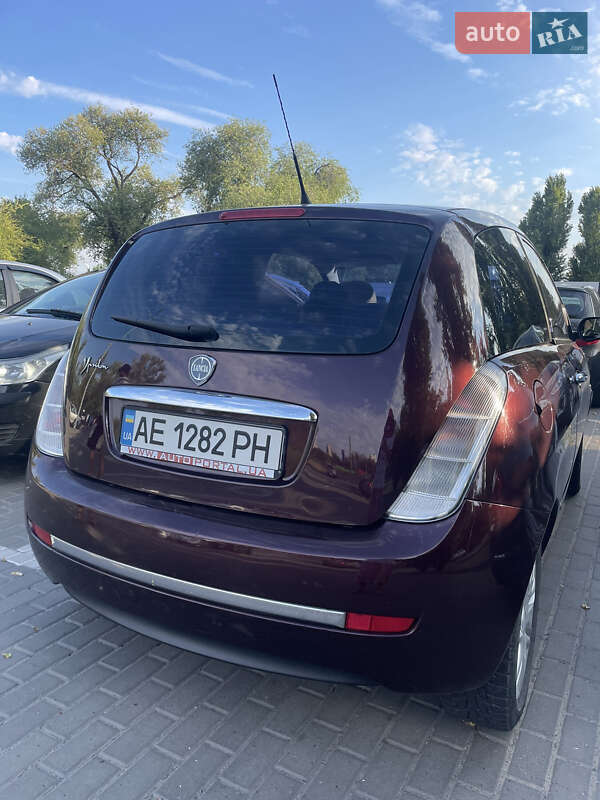Хэтчбек Lancia Ypsilon 2008 в Запорожье фото 7 Хэтчбек Lancia Ypsilon 2008 в Запорожье