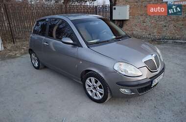 Хэтчбек Lancia Ypsilon 2004 в Жовкве