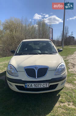 Хэтчбек Lancia Ypsilon 2006 в 