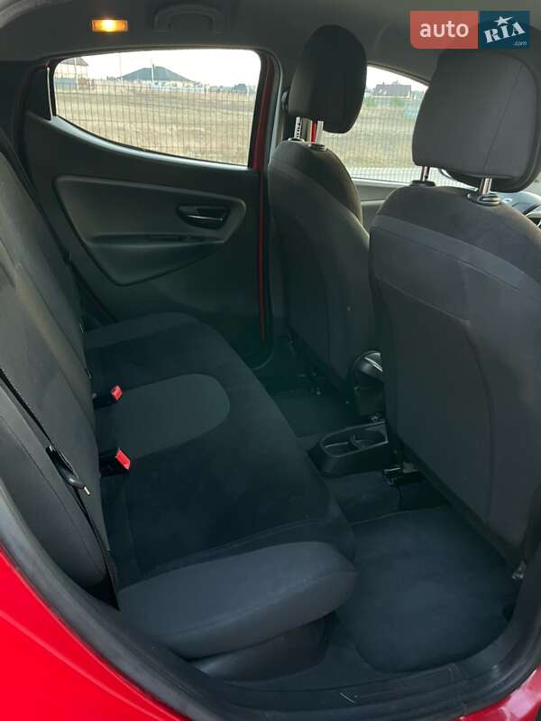 Хэтчбек Lancia Ypsilon 2013 в Ровно