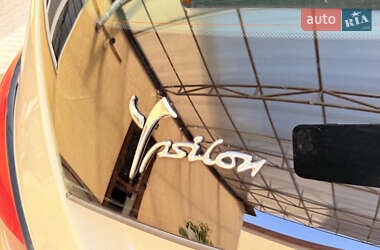 Хэтчбек Lancia Ypsilon 2012 в 