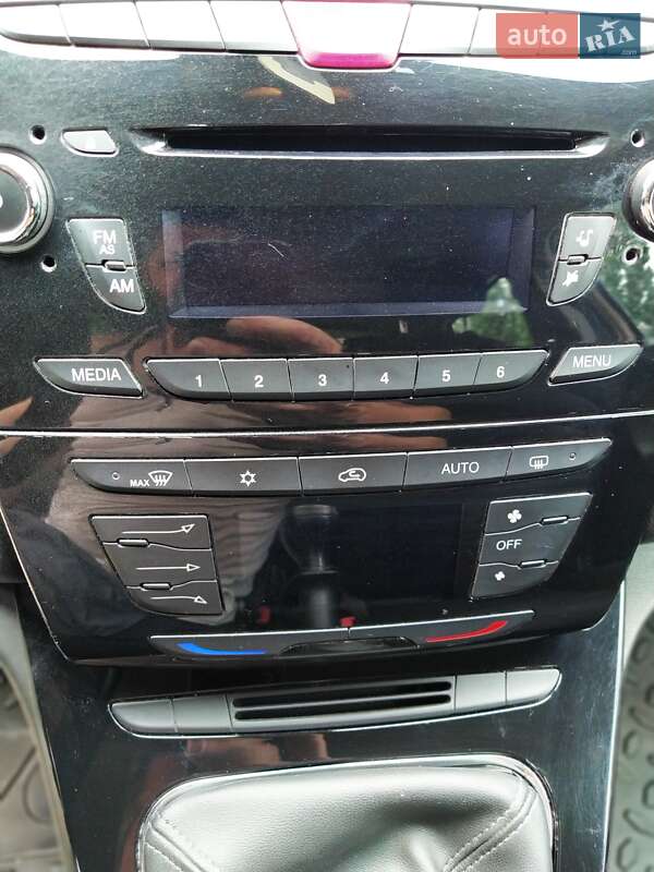Хэтчбек Lancia Ypsilon 2012 в Ровно