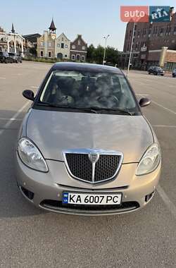 Хетчбек Lancia Ypsilon 2008 в Обухові