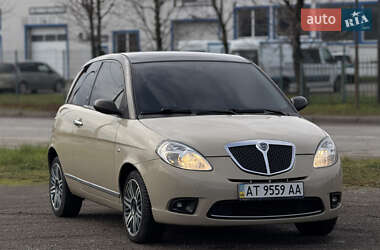 Хэтчбек Lancia Ypsilon 2007 в Ивано-Франковске
