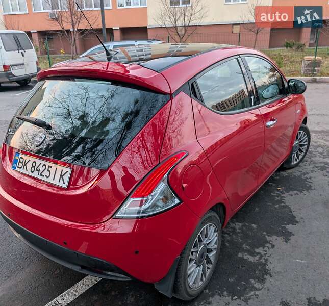 Хетчбек Lancia Ypsilon 2012 в Рівному фото 7 Хетчбек Lancia Ypsilon 2012 в Рівному