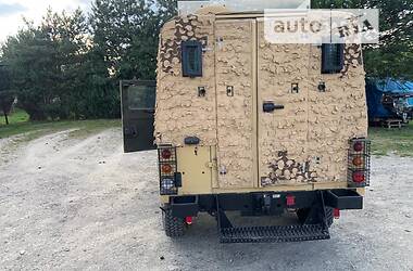 Позашляховик / Кросовер Land Rover Defender 1994 в Яворові