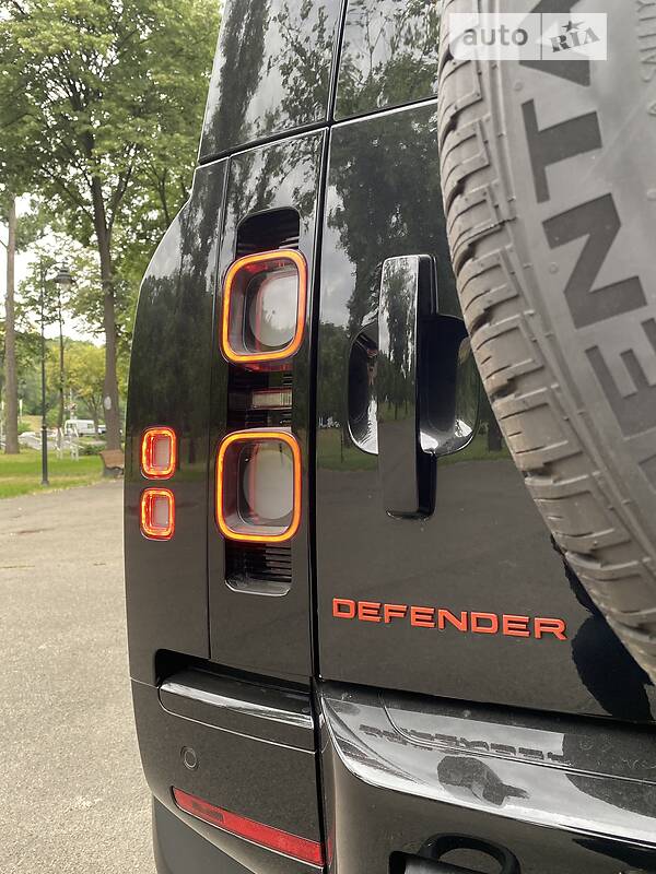 Внедорожник / Кроссовер Land Rover Defender 2020 в Киеве