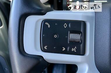 Внедорожник / Кроссовер Land Rover Defender 2020 в 