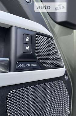 Внедорожник / Кроссовер Land Rover Defender 2020 в 