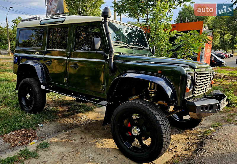 Внедорожник / Кроссовер Land Rover Defender 1996 в Одессе