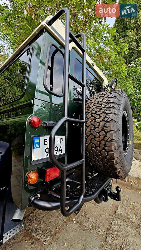 Внедорожник / Кроссовер Land Rover Defender 1996 в Одессе