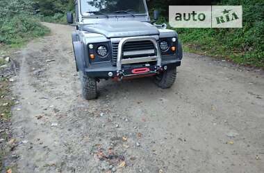 Позашляховик / Кросовер Land Rover Defender 2007 в Тячеві