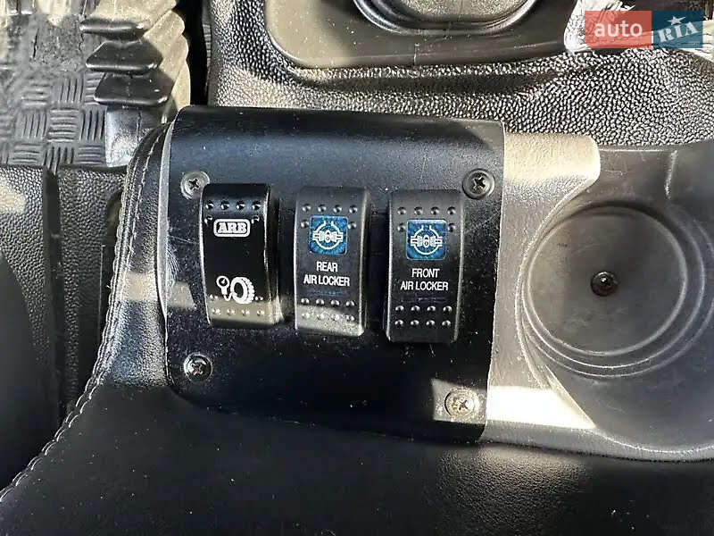 Пікап Land Rover Defender 2003 в Яремчі