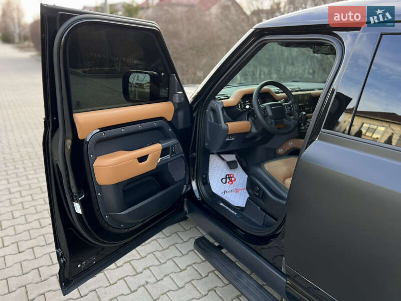 Внедорожник / Кроссовер Land Rover Defender 2022 в Одессе