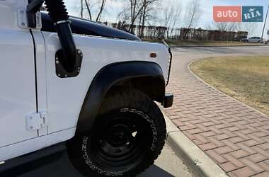 Внедорожник / Кроссовер Land Rover Defender 2008 в 