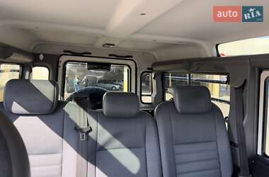 Внедорожник / Кроссовер Land Rover Defender 2008 в 