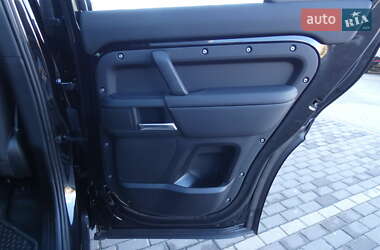 Внедорожник / Кроссовер Land Rover Defender 2024 в 
