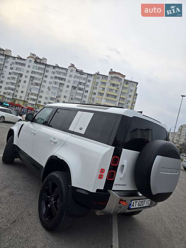 Позашляховик / Кросовер Land Rover Defender 2022 в Івано-Франківську