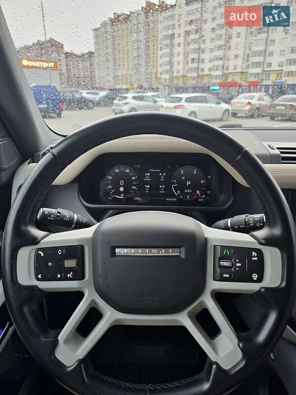 Позашляховик / Кросовер Land Rover Defender 2022 в Івано-Франківську