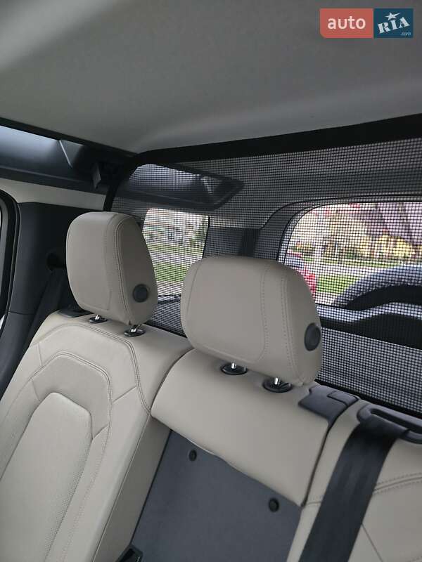 Позашляховик / Кросовер Land Rover Defender 2022 в Івано-Франківську