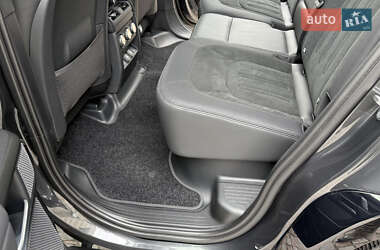 Внедорожник / Кроссовер Land Rover Defender 2022 в 