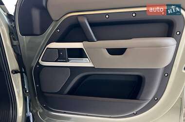 Внедорожник / Кроссовер Land Rover Defender 2020 в 