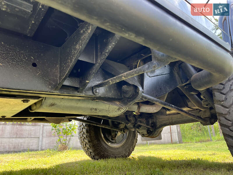 Позашляховик / Кросовер Land Rover Defender 2006 в Луцьку