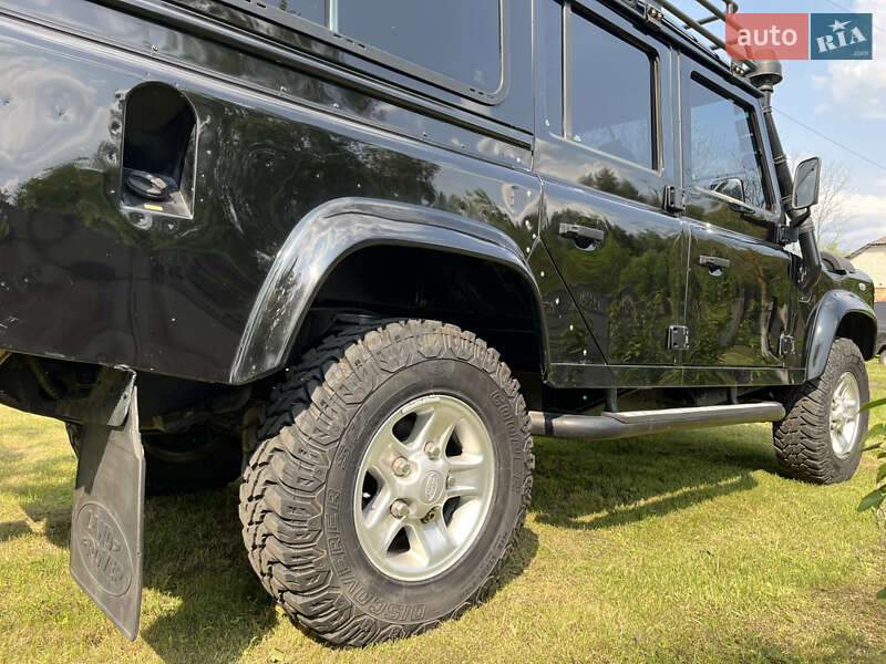 Позашляховик / Кросовер Land Rover Defender 2006 в Луцьку