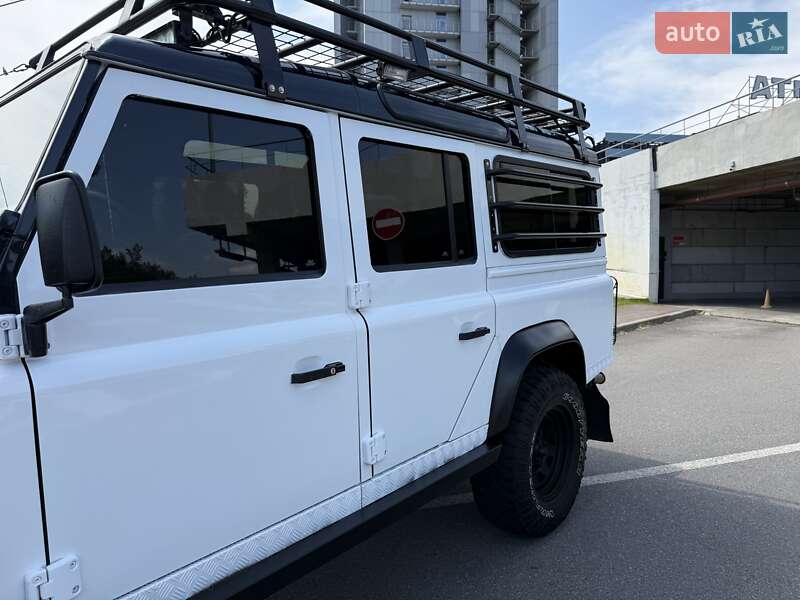 Внедорожник / Кроссовер Land Rover Defender 2008 в Киеве
