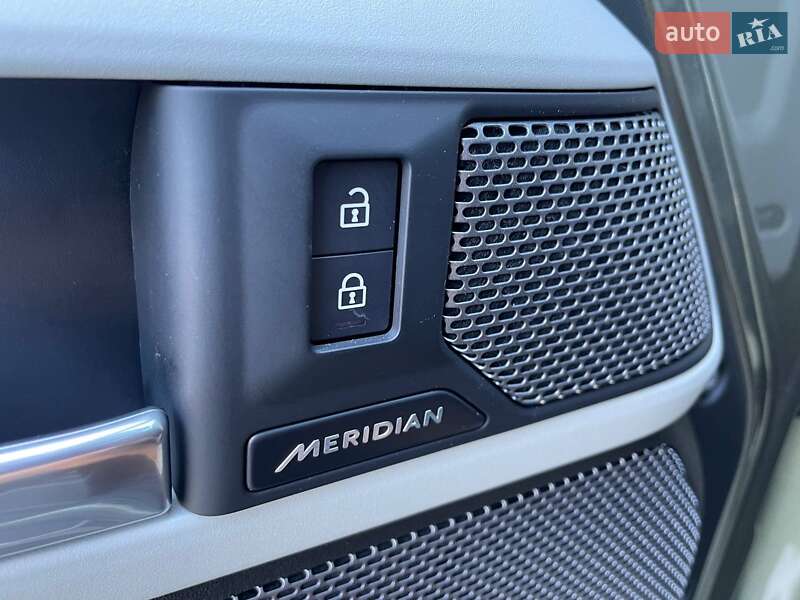 Внедорожник / Кроссовер Land Rover Defender 2022 в Одессе