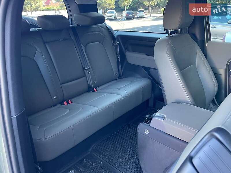 Внедорожник / Кроссовер Land Rover Defender 2022 в Одессе