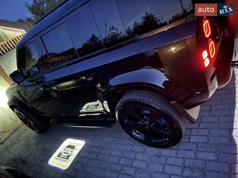 Позашляховик / Кросовер Land Rover Defender 2022 в Дніпрі