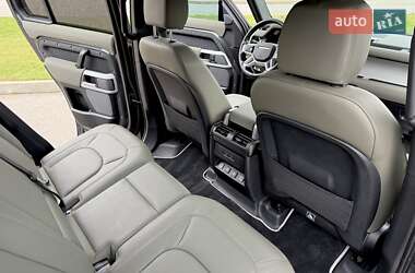 Внедорожник / Кроссовер Land Rover Defender 2022 в 