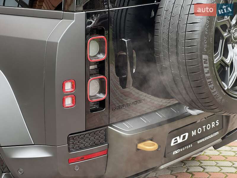 Внедорожник / Кроссовер Land Rover Defender 2025 в Киеве