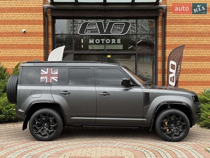 Внедорожник / Кроссовер Land Rover Defender 2025 в Киеве