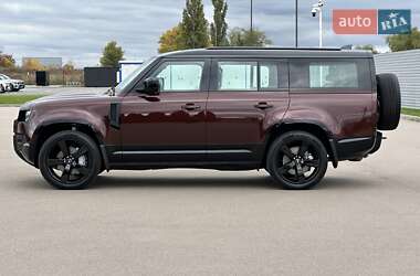 Внедорожник / Кроссовер Land Rover Defender 2024 в 