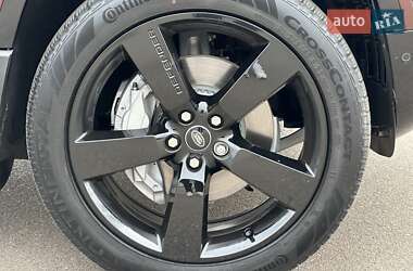 Внедорожник / Кроссовер Land Rover Defender 2024 в 