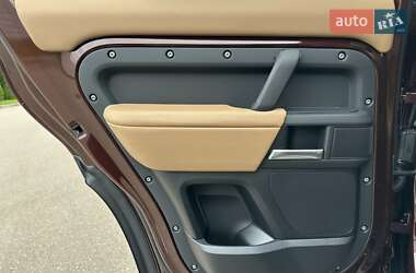 Внедорожник / Кроссовер Land Rover Defender 2024 в 