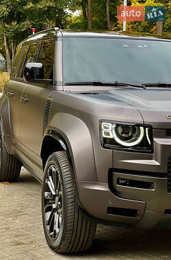 Внедорожник / Кроссовер Land Rover Defender 2025 в  фото 6 Внедорожник / Кроссовер Land Rover Defender 2025 в