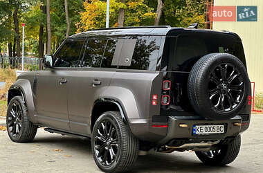 Внедорожник / Кроссовер Land Rover Defender 2025 в  фото 22 Внедорожник / Кроссовер Land Rover Defender 2025 в