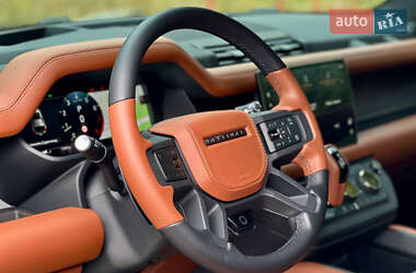 Внедорожник / Кроссовер Land Rover Defender 2025 в  фото 32 Внедорожник / Кроссовер Land Rover Defender 2025 в