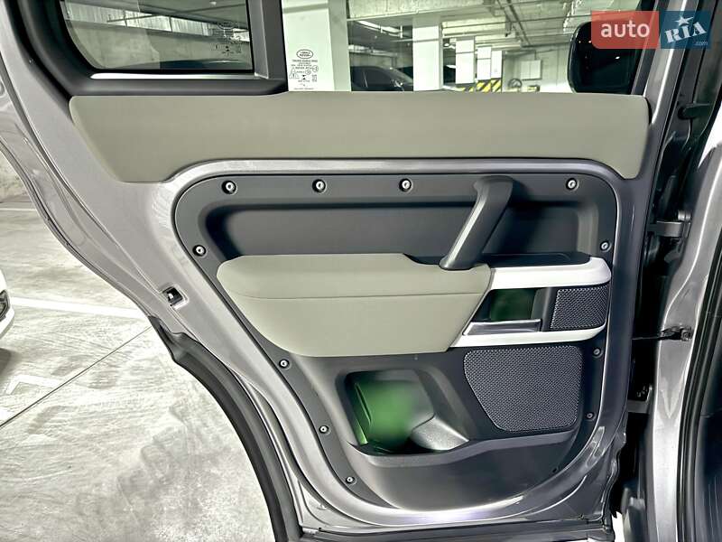 Внедорожник / Кроссовер Land Rover Defender 2022 в Днепре фото 29 Внедорожник / Кроссовер Land Rover Defender 2022 в Днепре