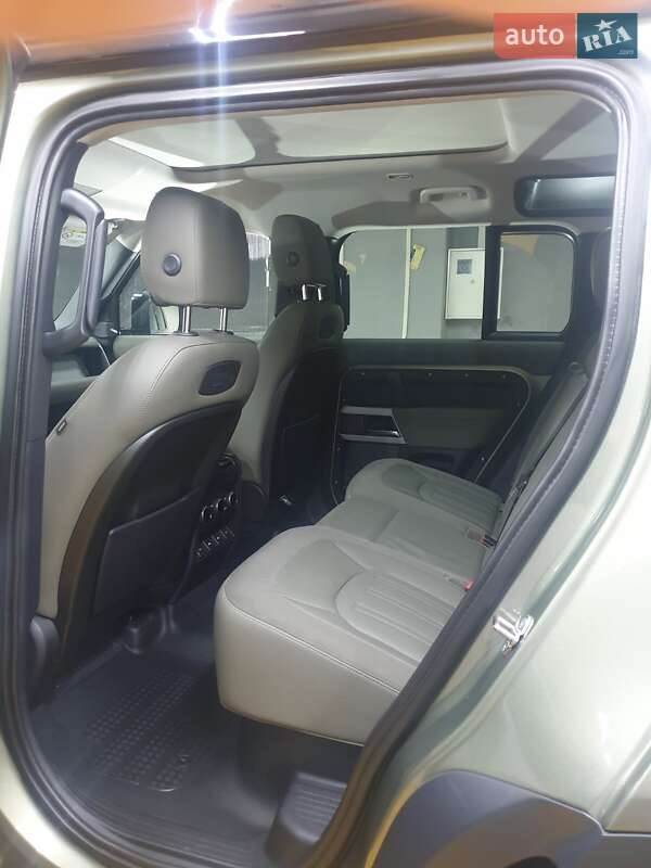 Внедорожник / Кроссовер Land Rover Defender 2020 в Киеве