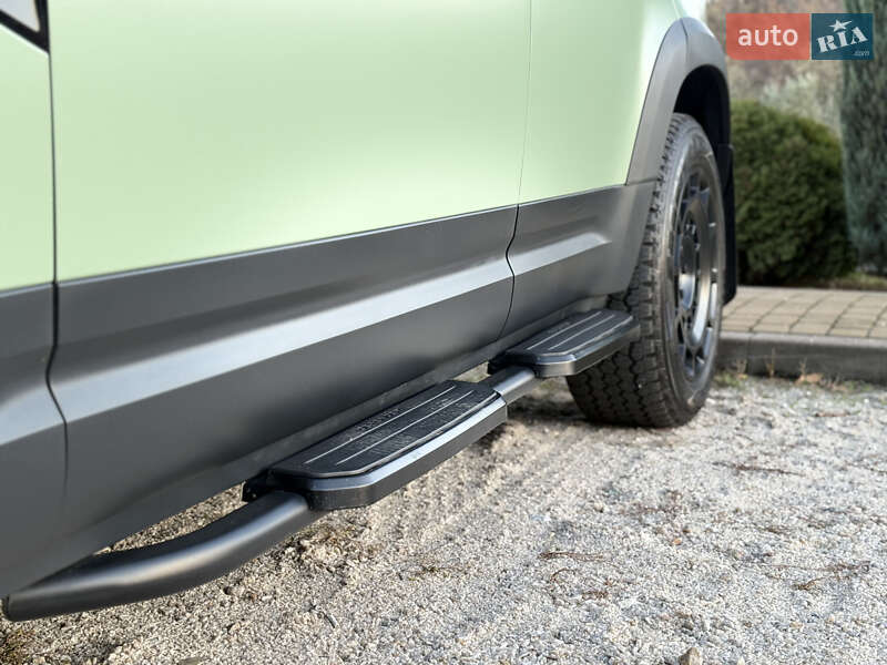 Внедорожник / Кроссовер Land Rover Defender 2023 в Днепре