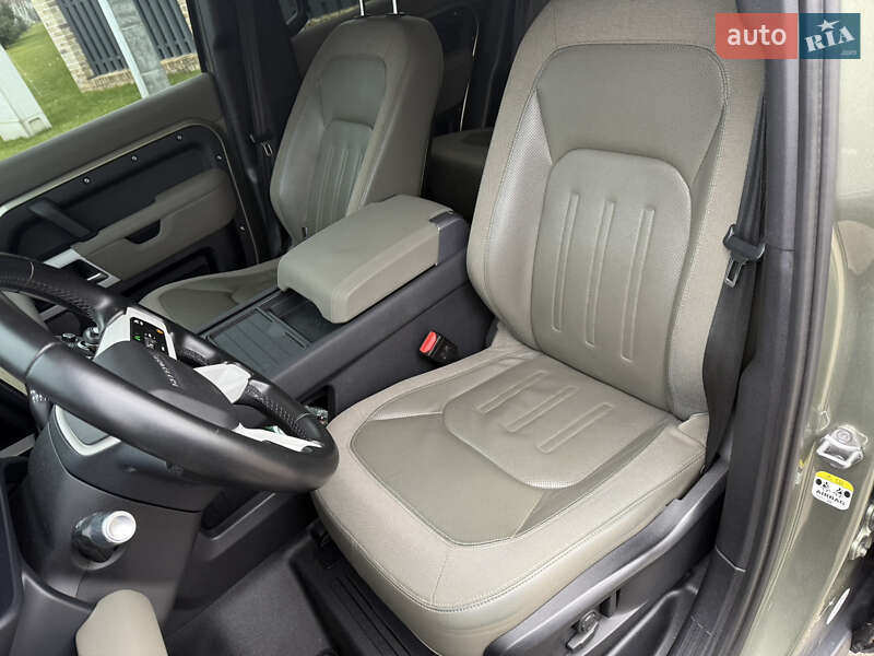 Позашляховик / Кросовер Land Rover Defender 2020 в Києві